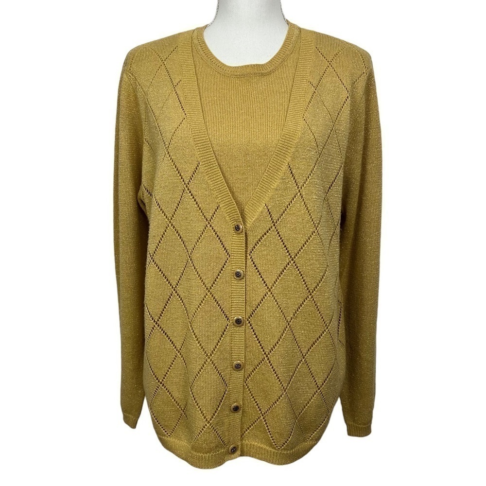 Alfred Dunner Women’s Attached 2 Piece Shell & Cardigan Sweater Sz Medium Gold